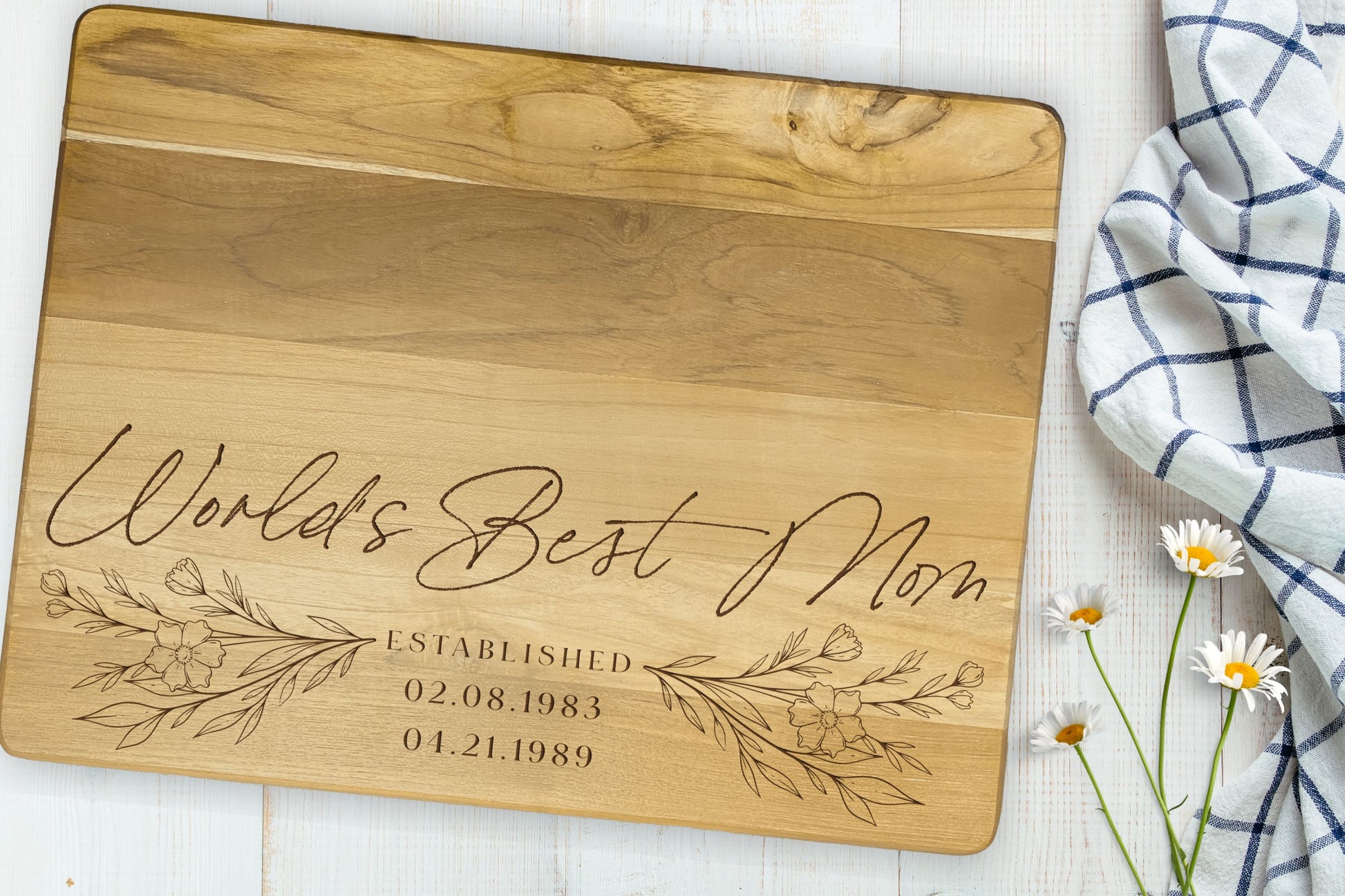 Personalized, Engraved Cutting Board with Worlds Greatest Mom